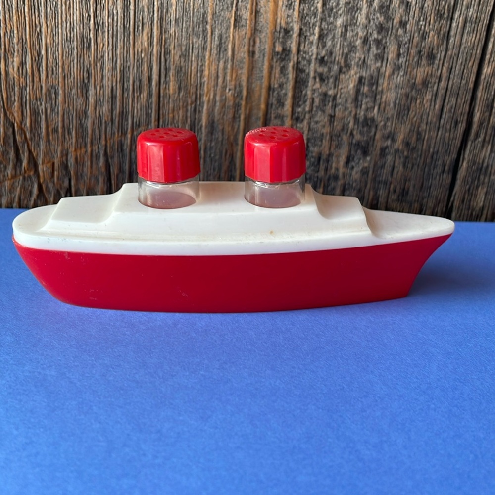 Vintage Ship Salt and Pepper Shakers